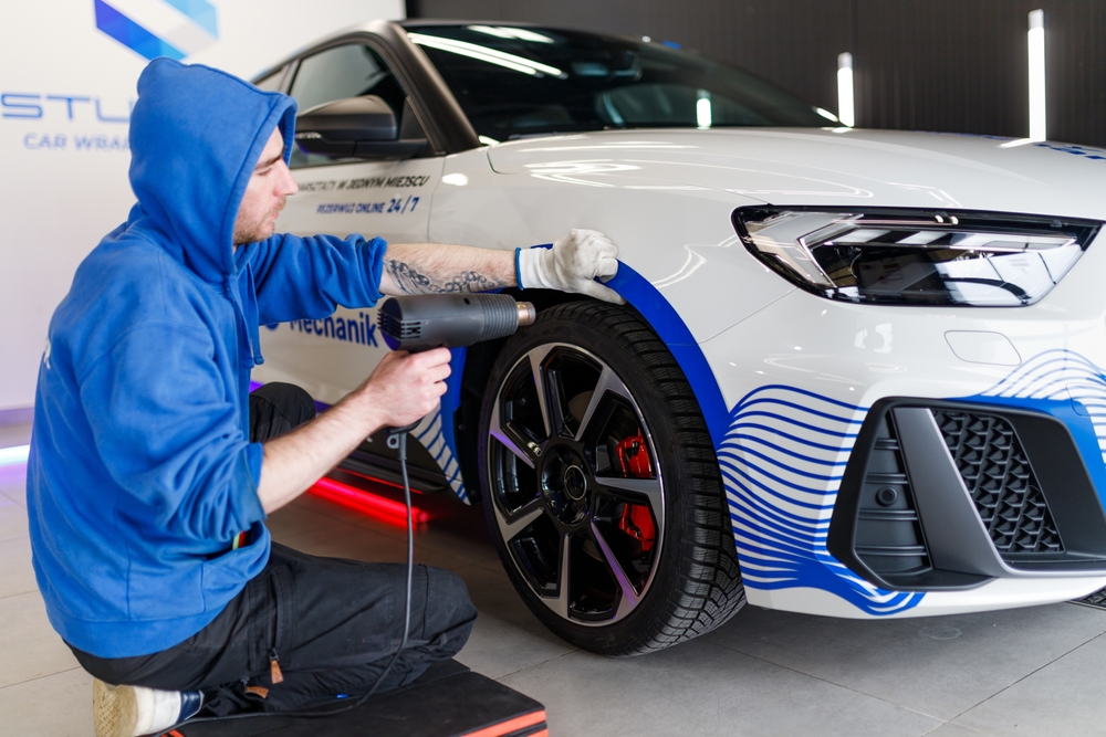 Maximizing Impact: The Role of Vehicle Graphics